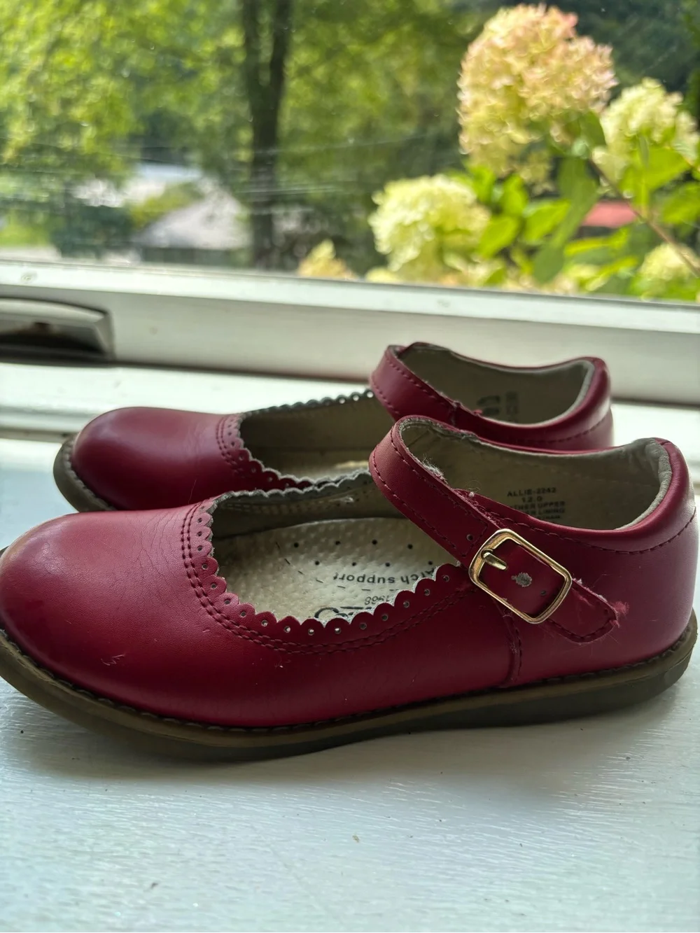 Footmates Scalloped Mary Jane (Red)